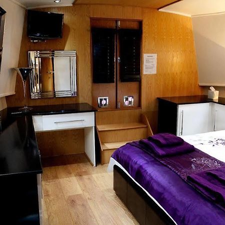 The Joker Boat Hotell Liverpool Eksteriør bilde